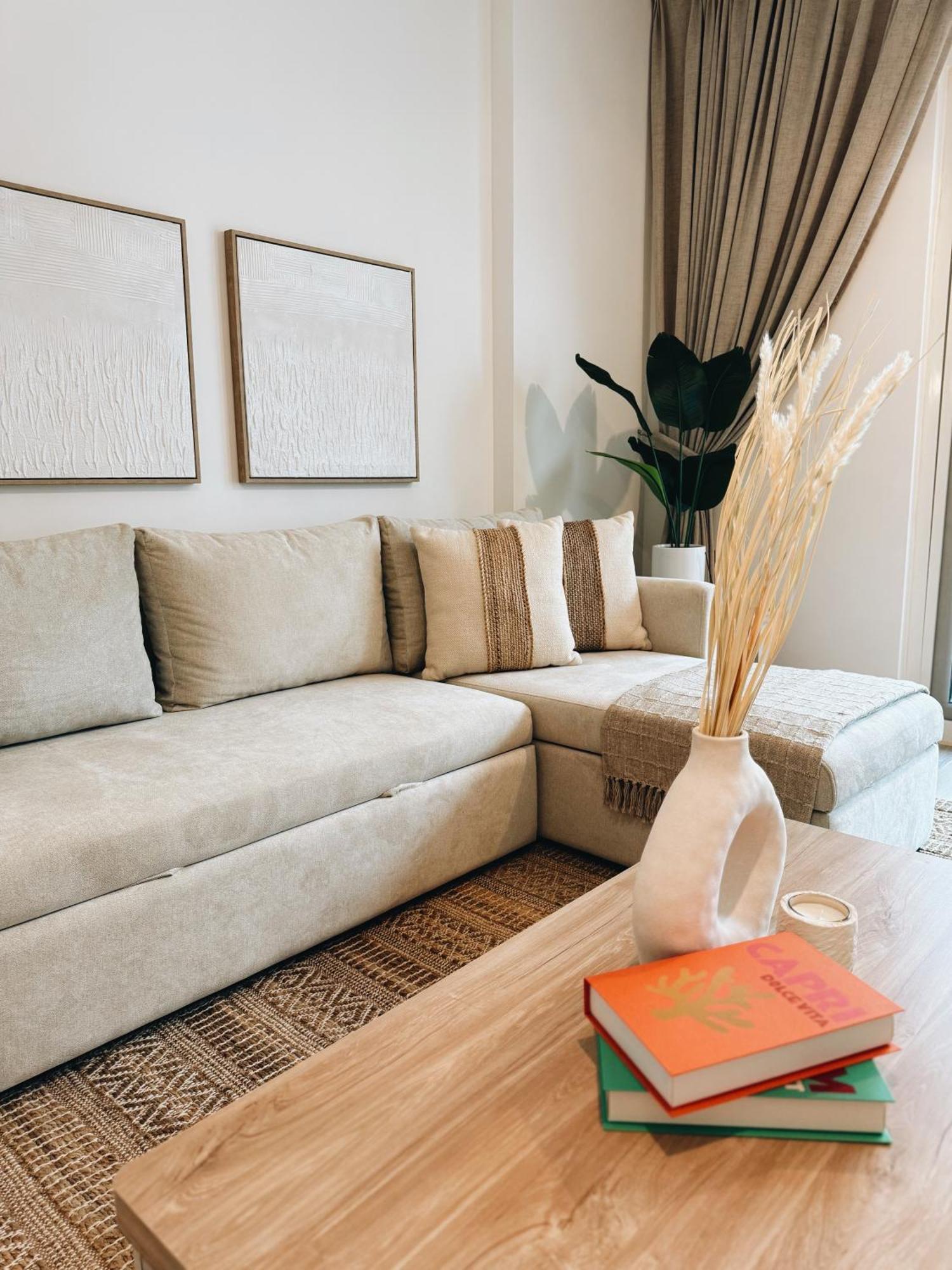 Apartment Waters Edge 2 Bedroom Voyage